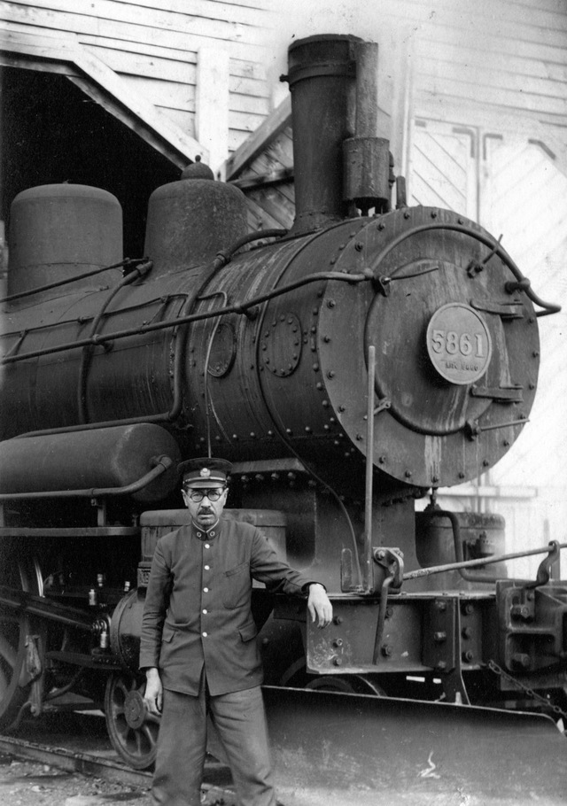 5861蒸気機関車(当時) ｜鈴木商店写真館｜鈴木商店記念館